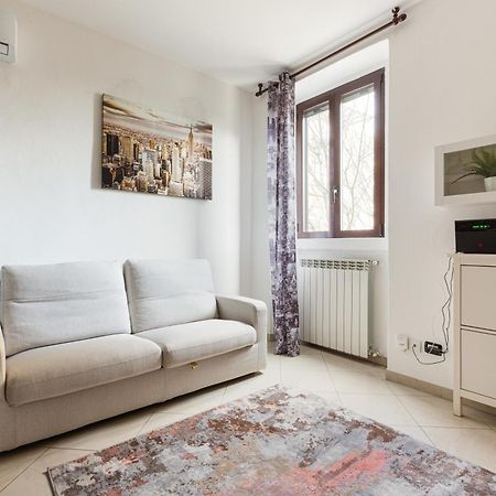 Milan Rogoredo - Bright Apartment Esterno foto